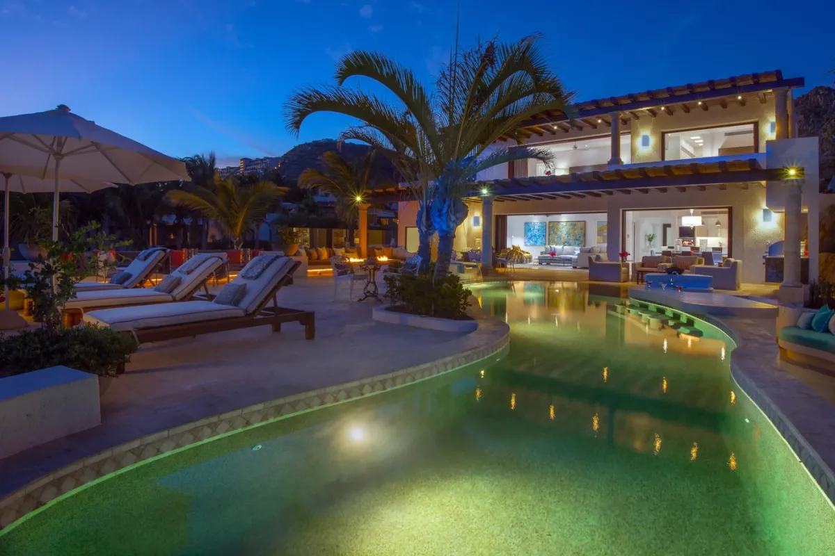 Villa Pacifica photo 31