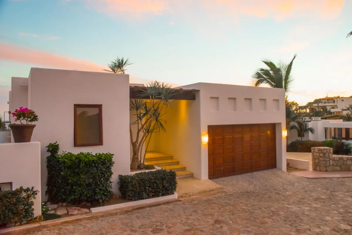 Villa Pacifica photo 32