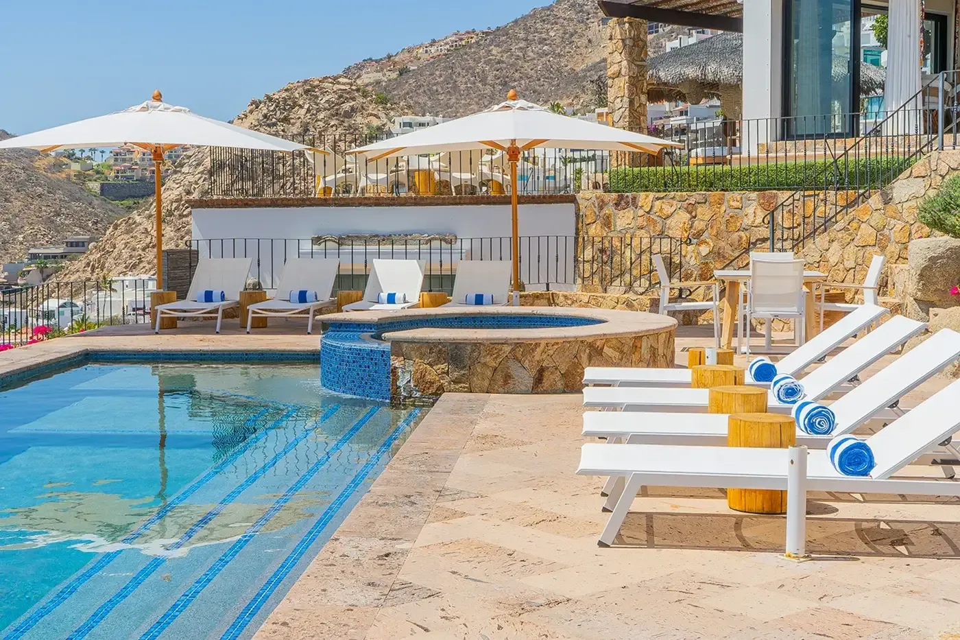 Guide to Los Cabos